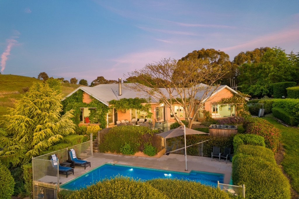 4 Geebung Place, Orange NSW 2800 - photo 13