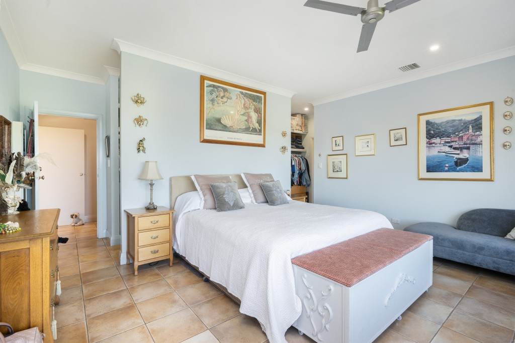 4 Geebung Place, Orange NSW 2800 - photo 17