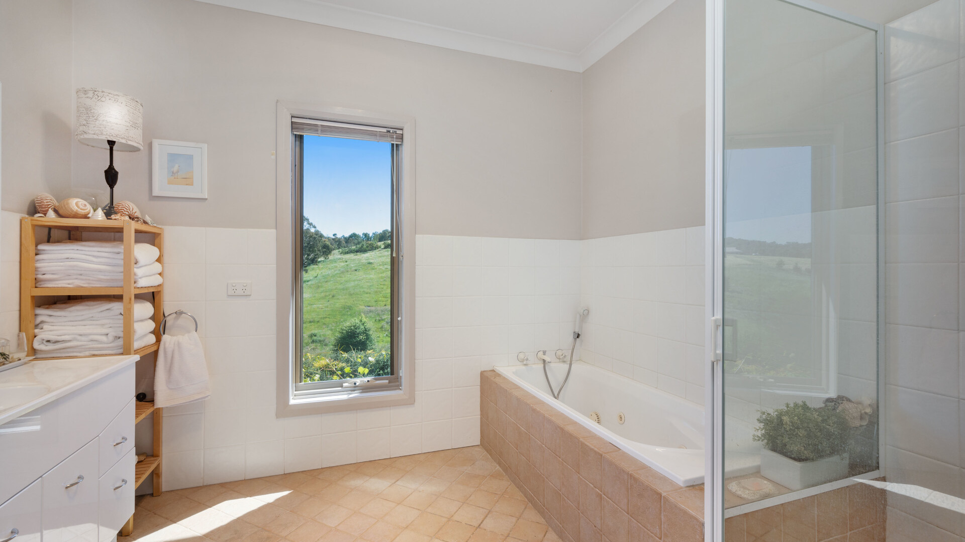 4 Geebung Place, Orange NSW 2800 - photo 20