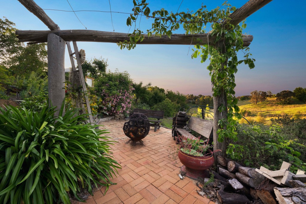 4 Geebung Place, Orange NSW 2800 - photo 23