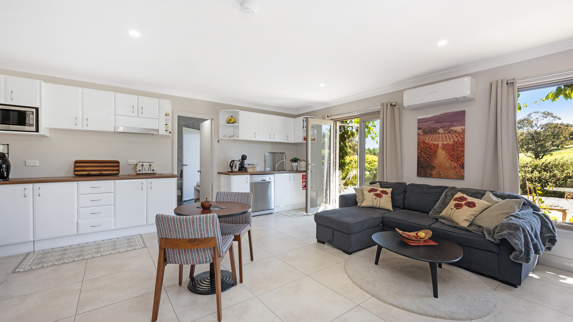 4 Geebung Place, Orange NSW 2800 - photo 24
