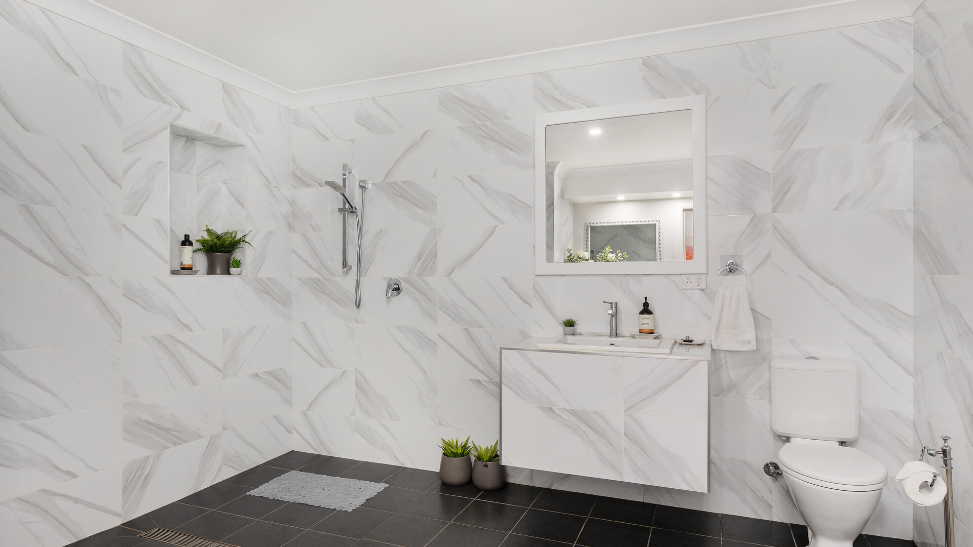 4 Geebung Place, Orange NSW 2800 - photo 27