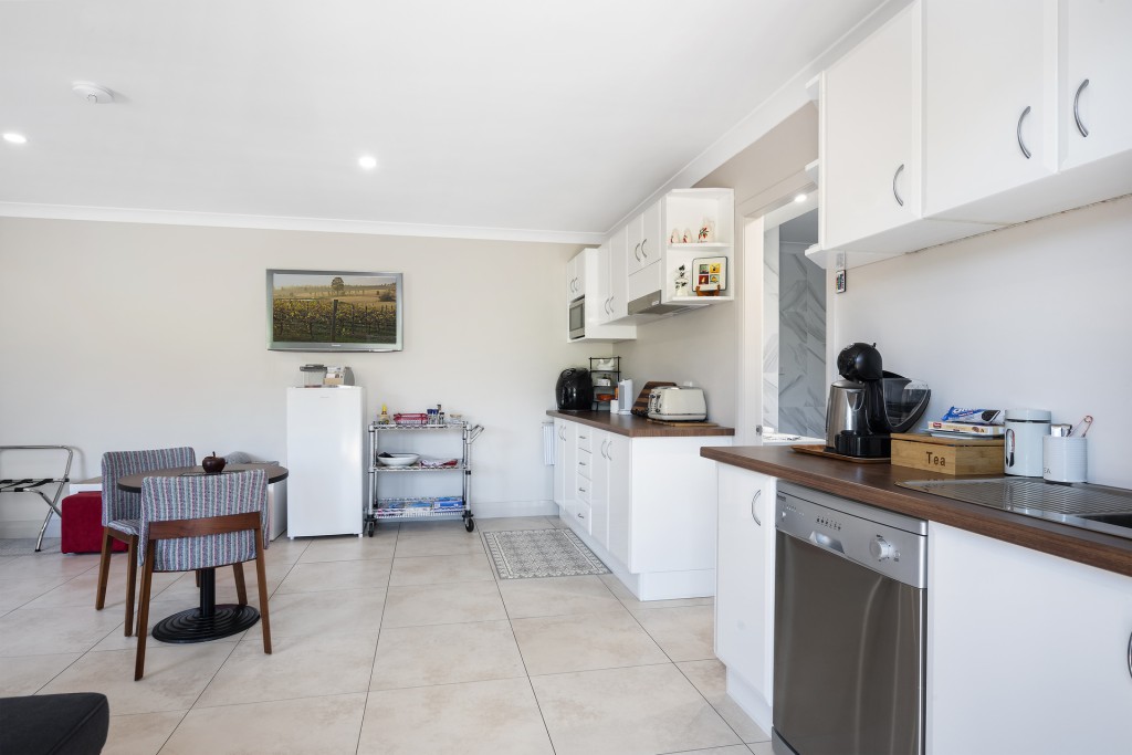 4 Geebung Place, Orange NSW 2800 - photo 5