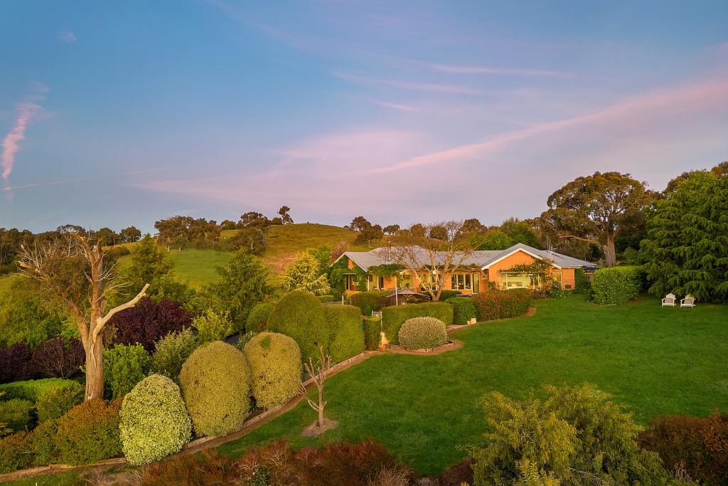 4 Geebung Place, Orange NSW 2800 - photo 9