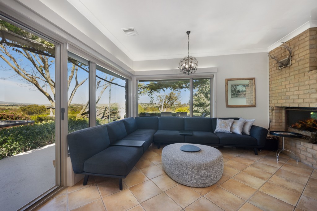 4 Geebung Place, Orange NSW 2800 - photo 10