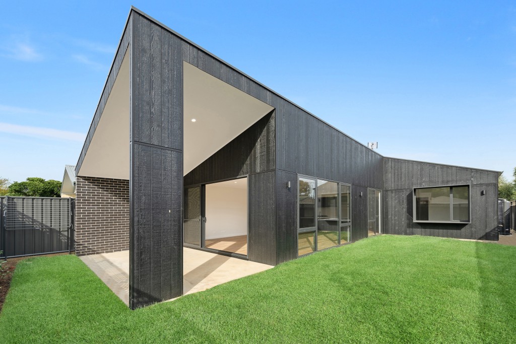 24 Hale Street, Orange NSW 2800 - photo 2