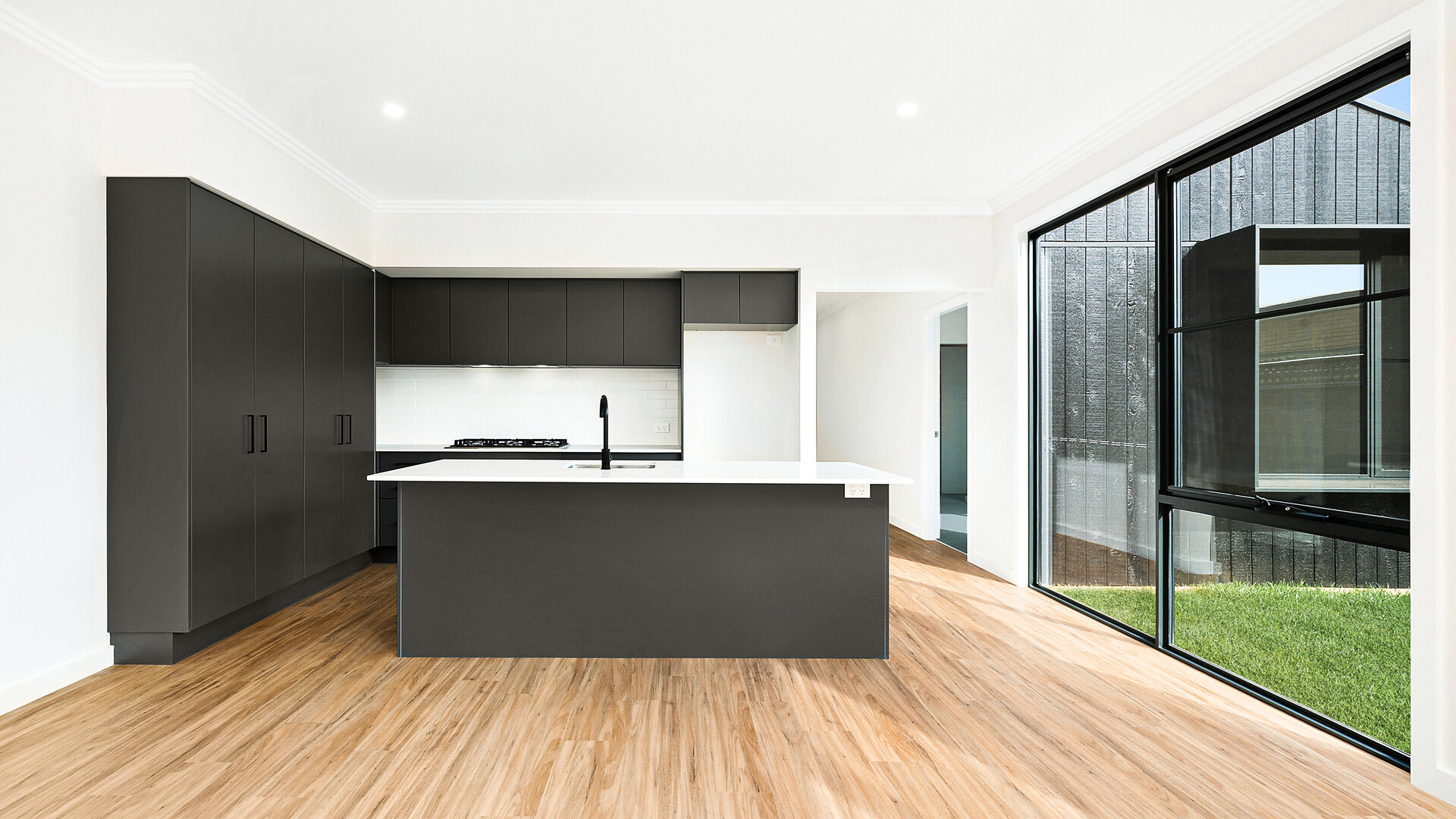 24 Hale Street, Orange NSW 2800 - photo 4