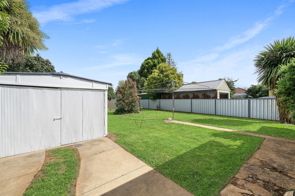 83 Edward Street, Orange NSW 2800 - photo 12