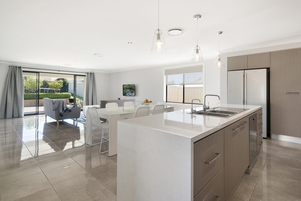 5 Agate Street, Orange NSW 2800 - photo 2