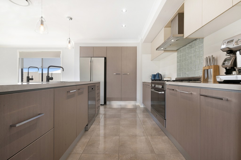 5 Agate Street, Orange NSW 2800 - photo 16