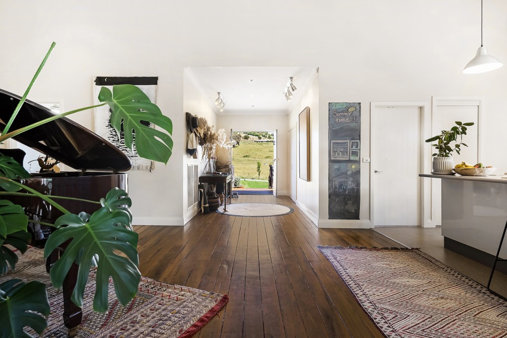 4 Windera Drive, Orange NSW 2800 - photo 2