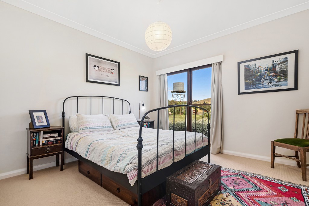 4 Windera Drive, Orange NSW 2800 - photo 6