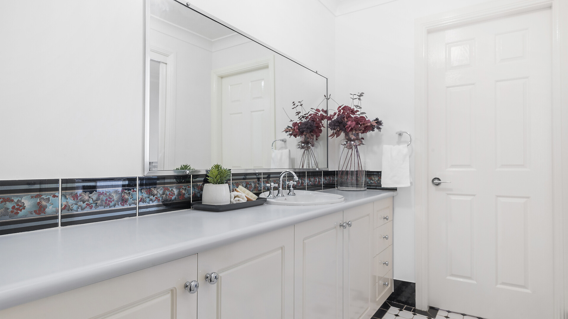 17 Lyrebird Place, Orange NSW 2800 - photo 15