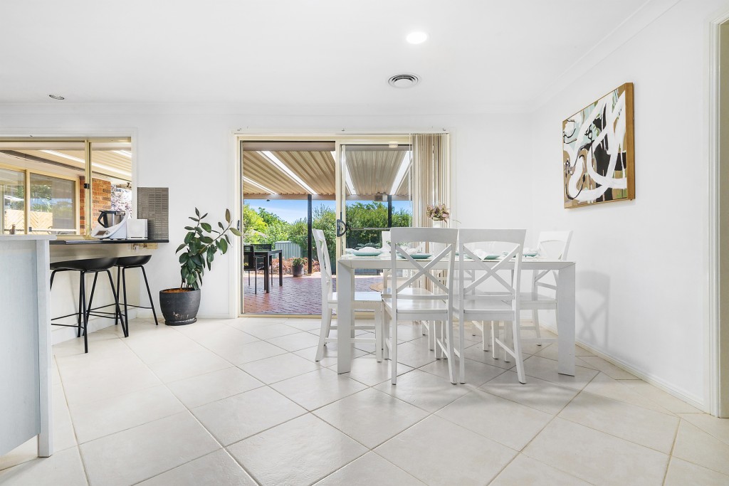 17 Lyrebird Place, Orange NSW 2800 - photo 18