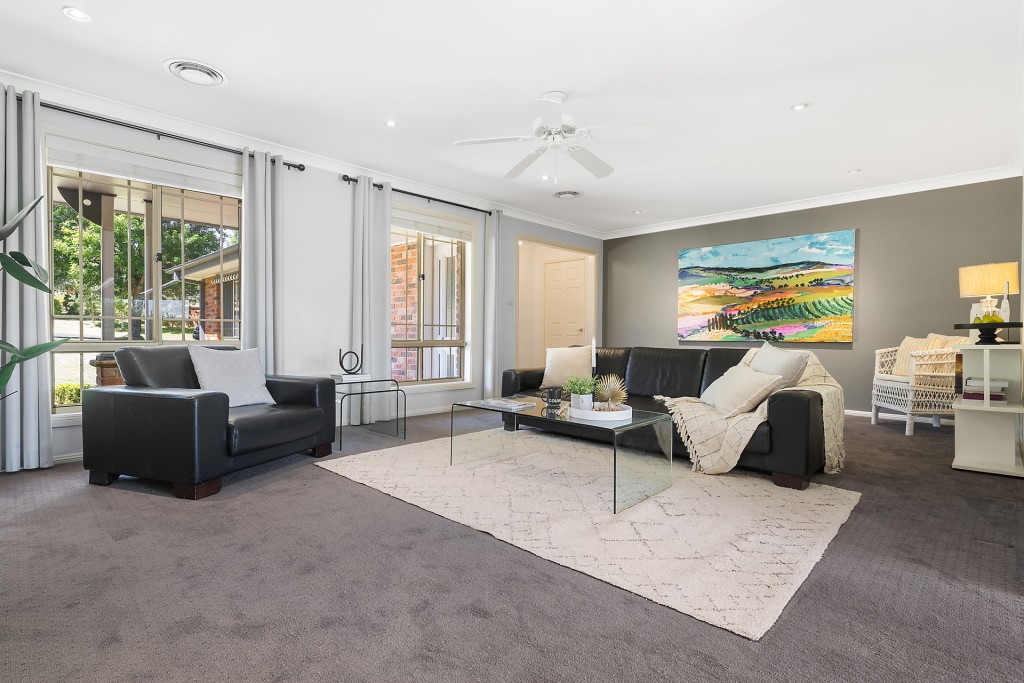 17 Lyrebird Place, Orange NSW 2800 - photo 3