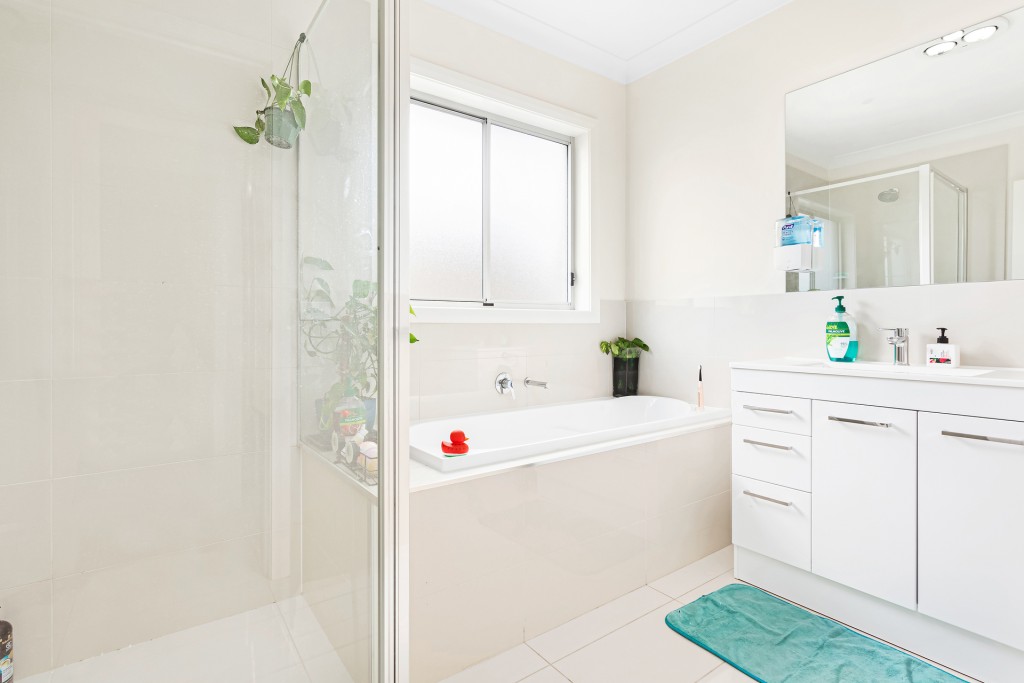37 Wentworth Drive, Kelso NSW 2795 - photo 10