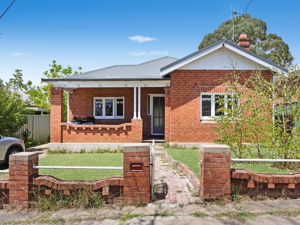 110 Peel Street, Bathurst NSW 2795 - McGrath Central West