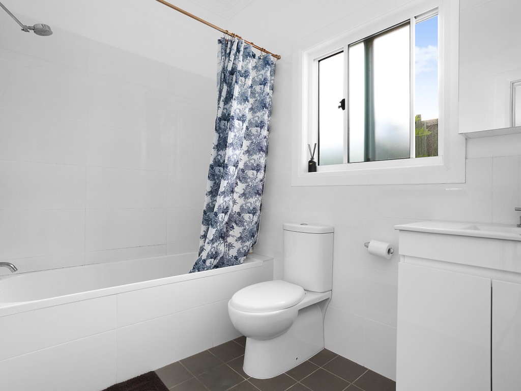 110 Peel Street, Bathurst NSW 2795 - photo 12