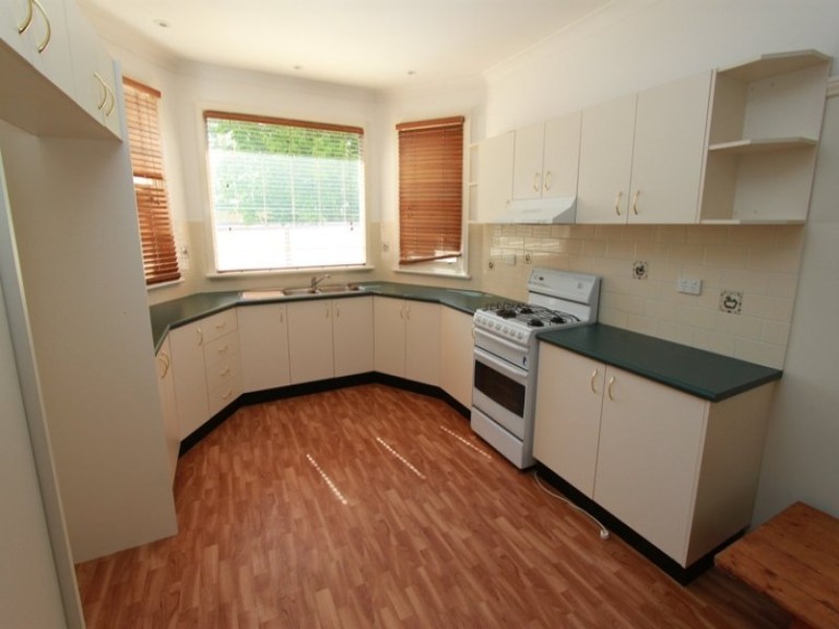 9 Park Street, Eglinton NSW 2795 - photo 2