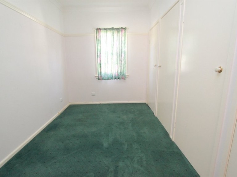 9 Park Street, Eglinton NSW 2795 - photo 6