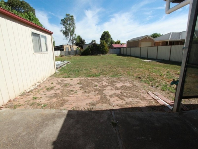 9 Park Street, Eglinton NSW 2795 - photo 7