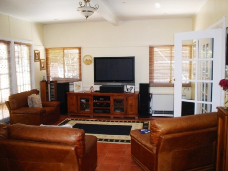 160 Rocket Street, Bathurst NSW 2795 - photo 3