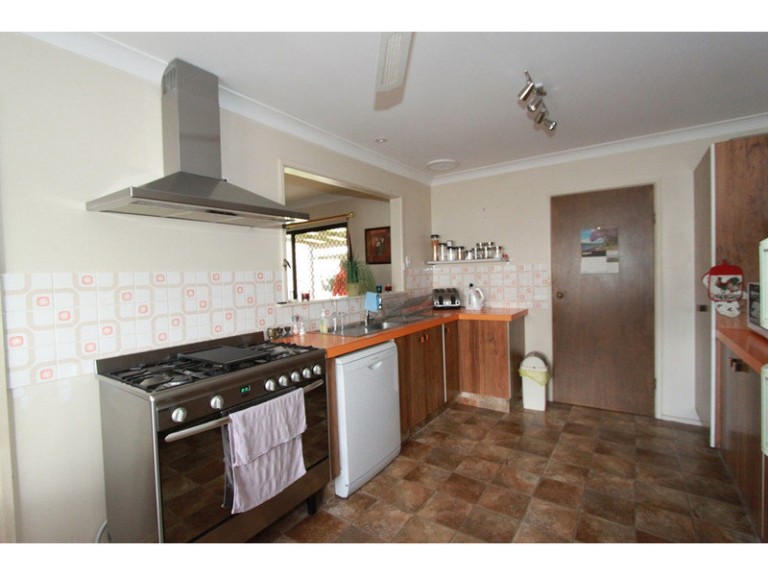 5 Park Street, Eglinton NSW 2795 - photo 3