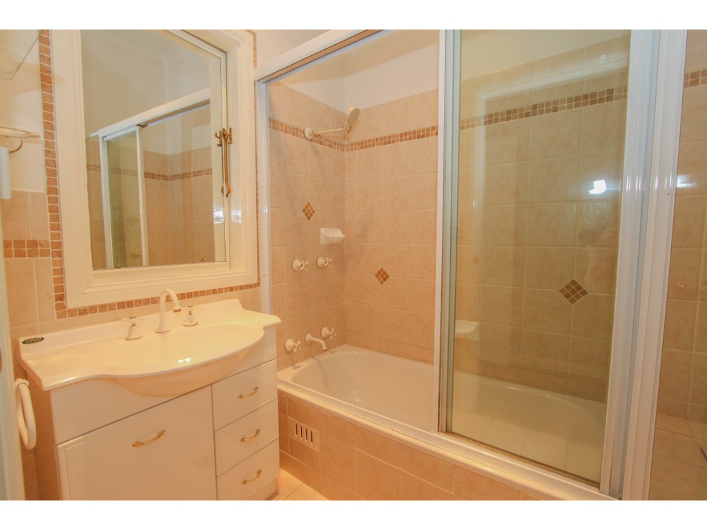 9 Torch Street, Bathurst NSW 2795 - photo 5
