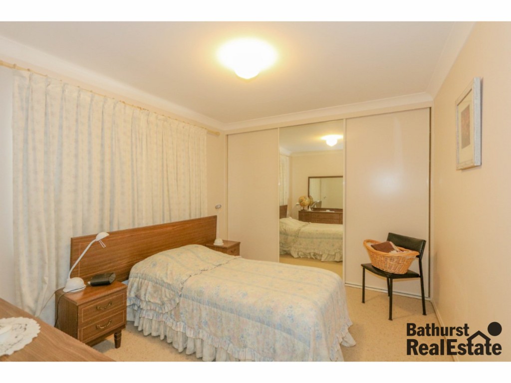 5 Thomas Close, South Bathurst NSW 2795 - photo 10