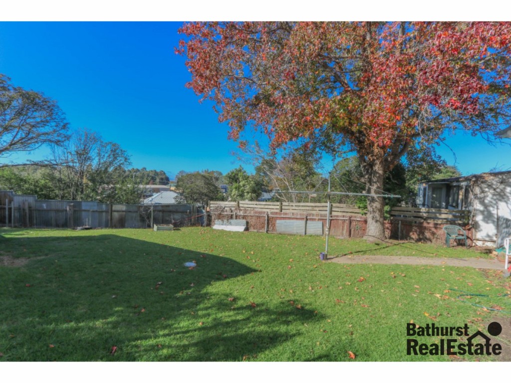 18 Lewins Street, South Bathurst NSW 2795 - photo 4