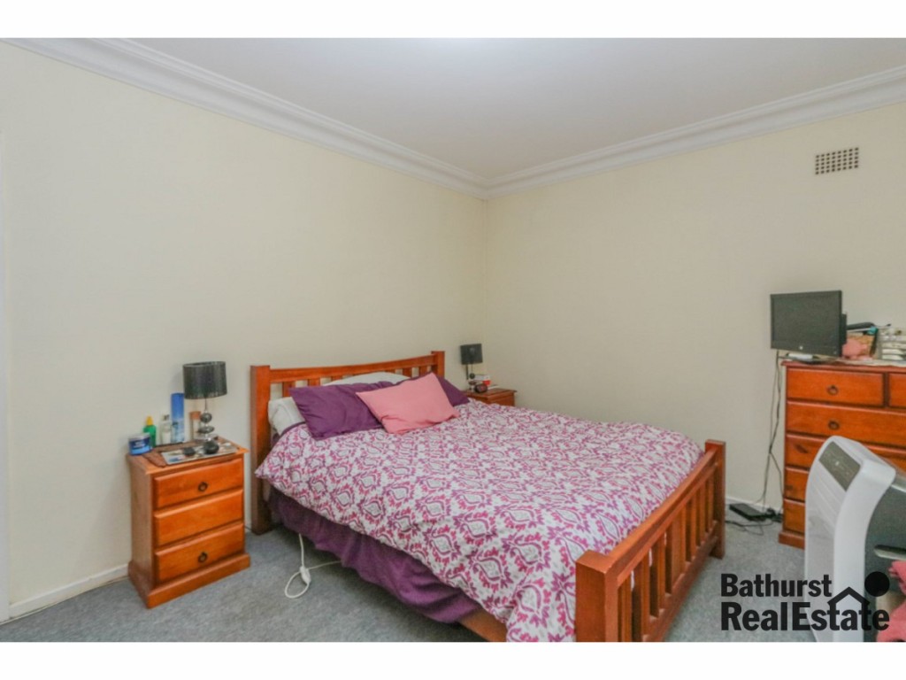 18 Lewins Street, South Bathurst NSW 2795 - photo 5