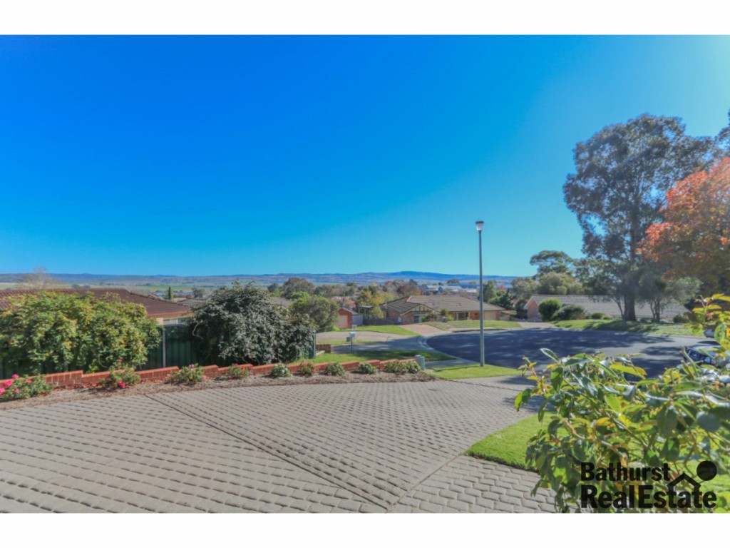 16 Carbine Close, Windradyne NSW 2795 - photo 12