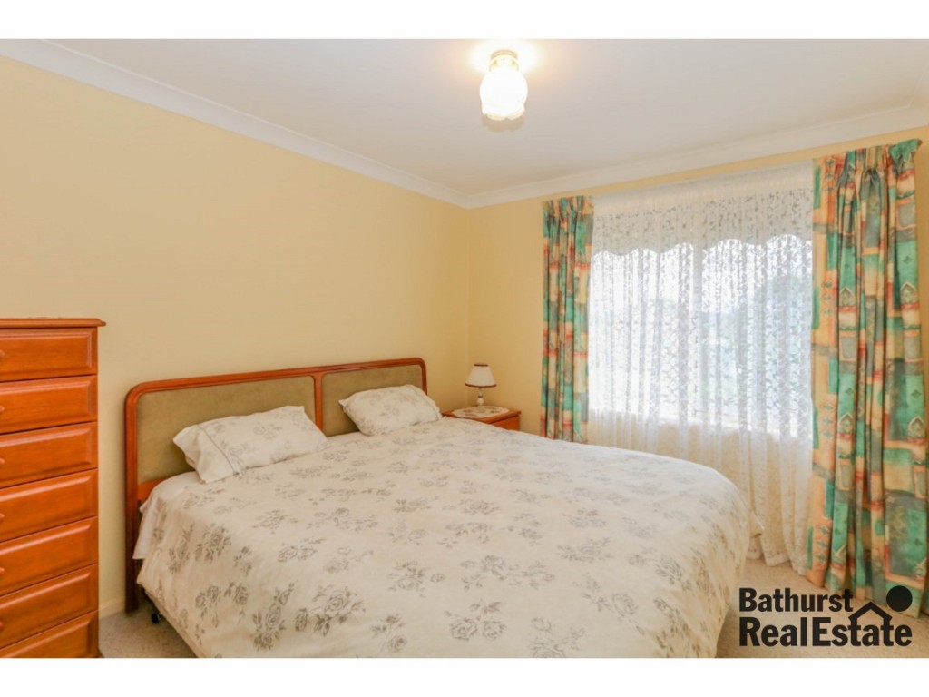 16 Carbine Close, Windradyne NSW 2795 - photo 8