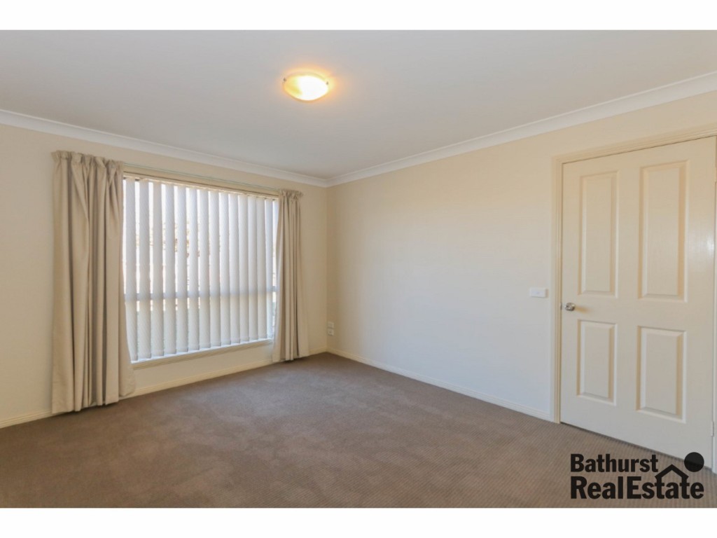 19 Douglas Court, Kelso NSW 2795 - photo 5
