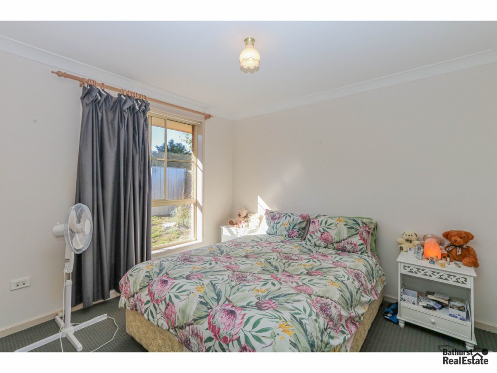 9 Freestone Way, Windradyne NSW 2795 - photo 5