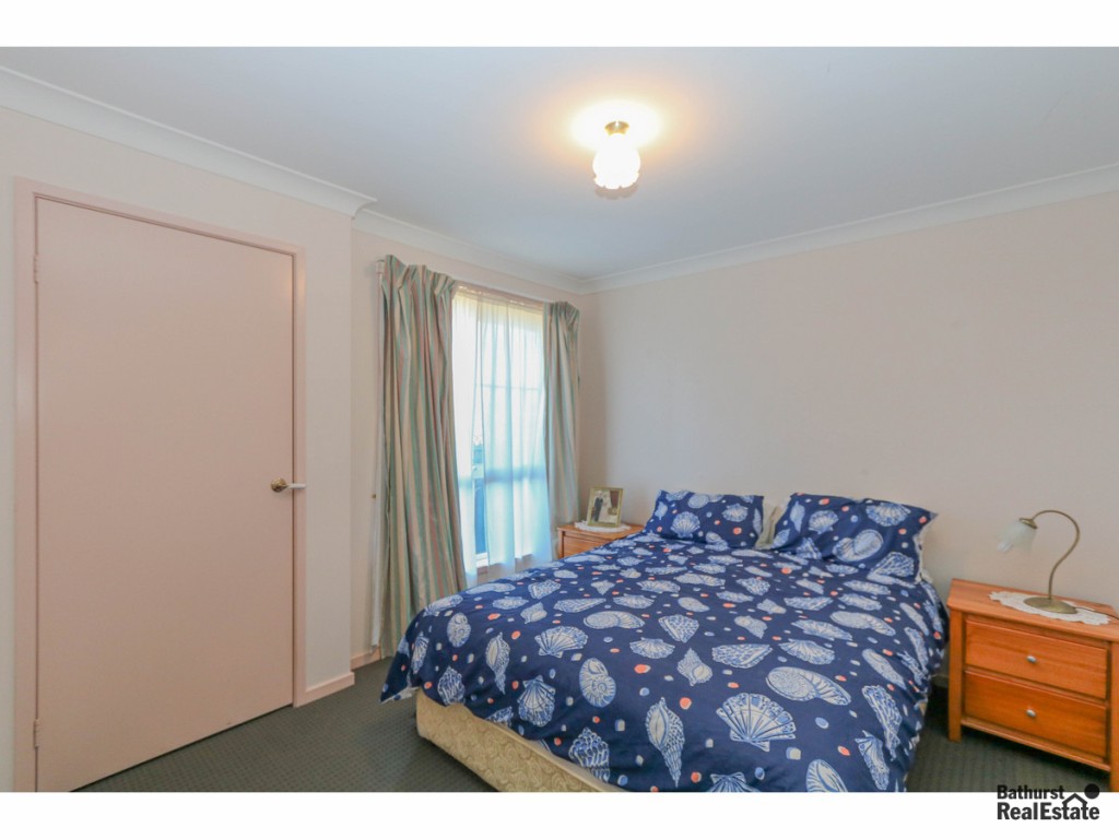 9 Freestone Way, Windradyne NSW 2795 - photo 6