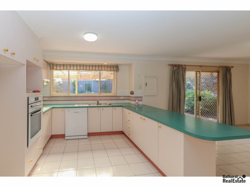 9 Freestone Way, Windradyne NSW 2795 - photo 9