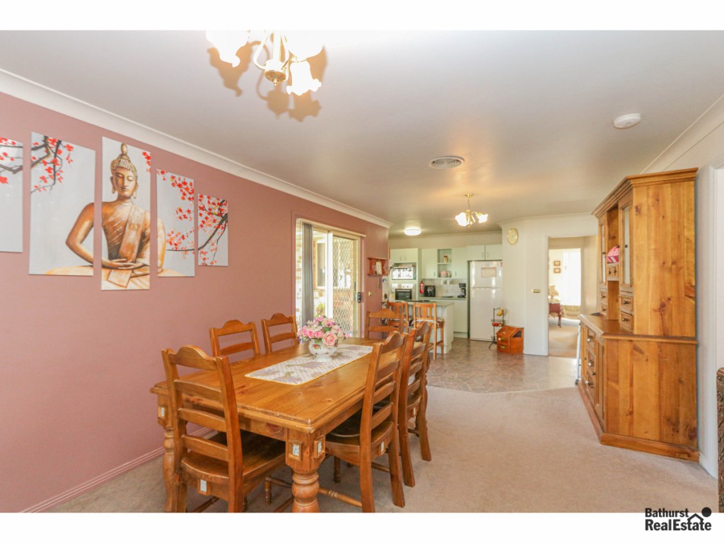 11 Locke Street, Raglan NSW 2795 - photo 5