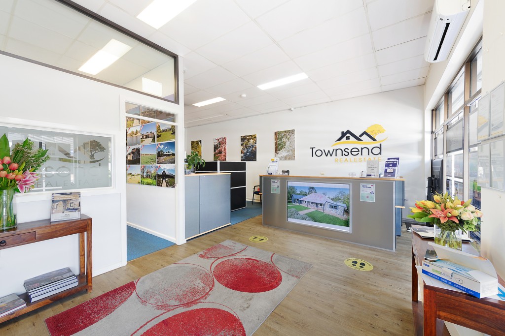 203-207 Lords Place, Orange NSW 2800 - photo 4