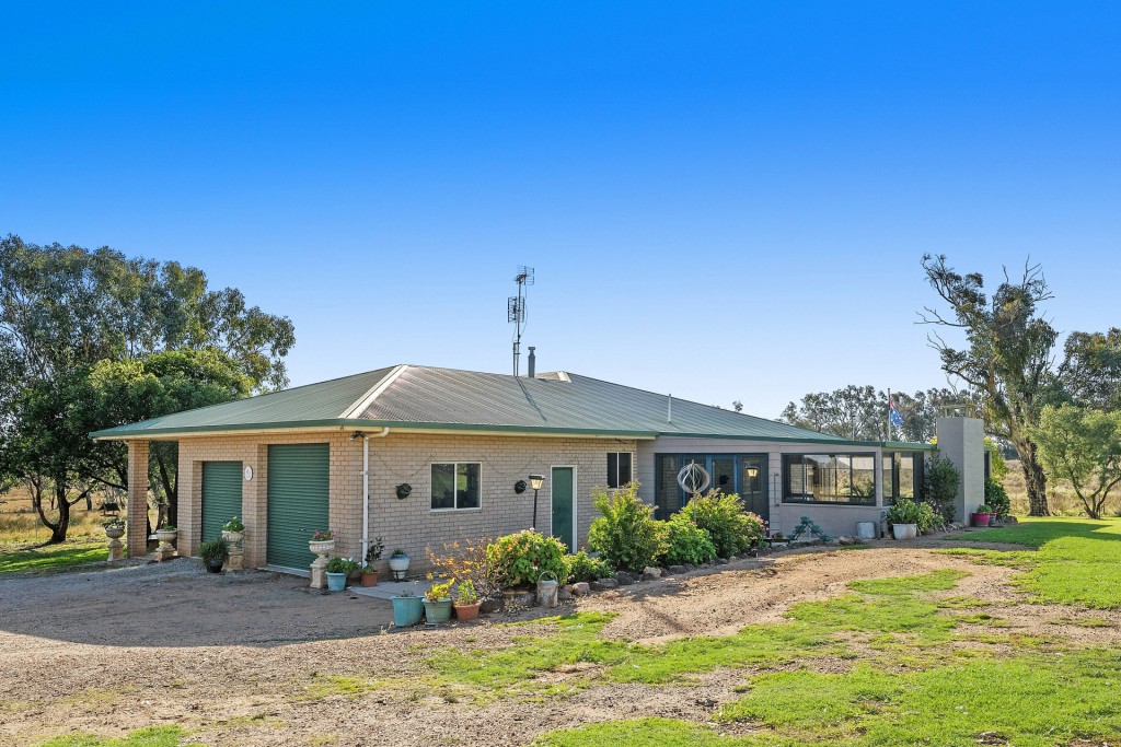 283 Garra Road, Molong NSW 2866 - photo 4