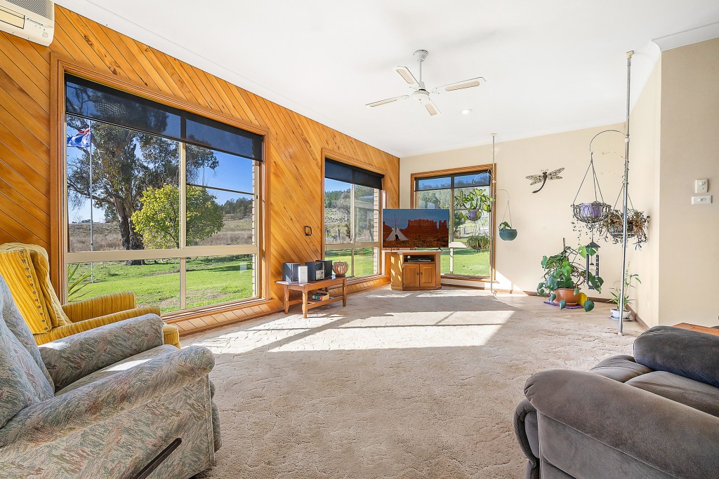 283 Garra Road, Molong NSW 2866 - photo 8