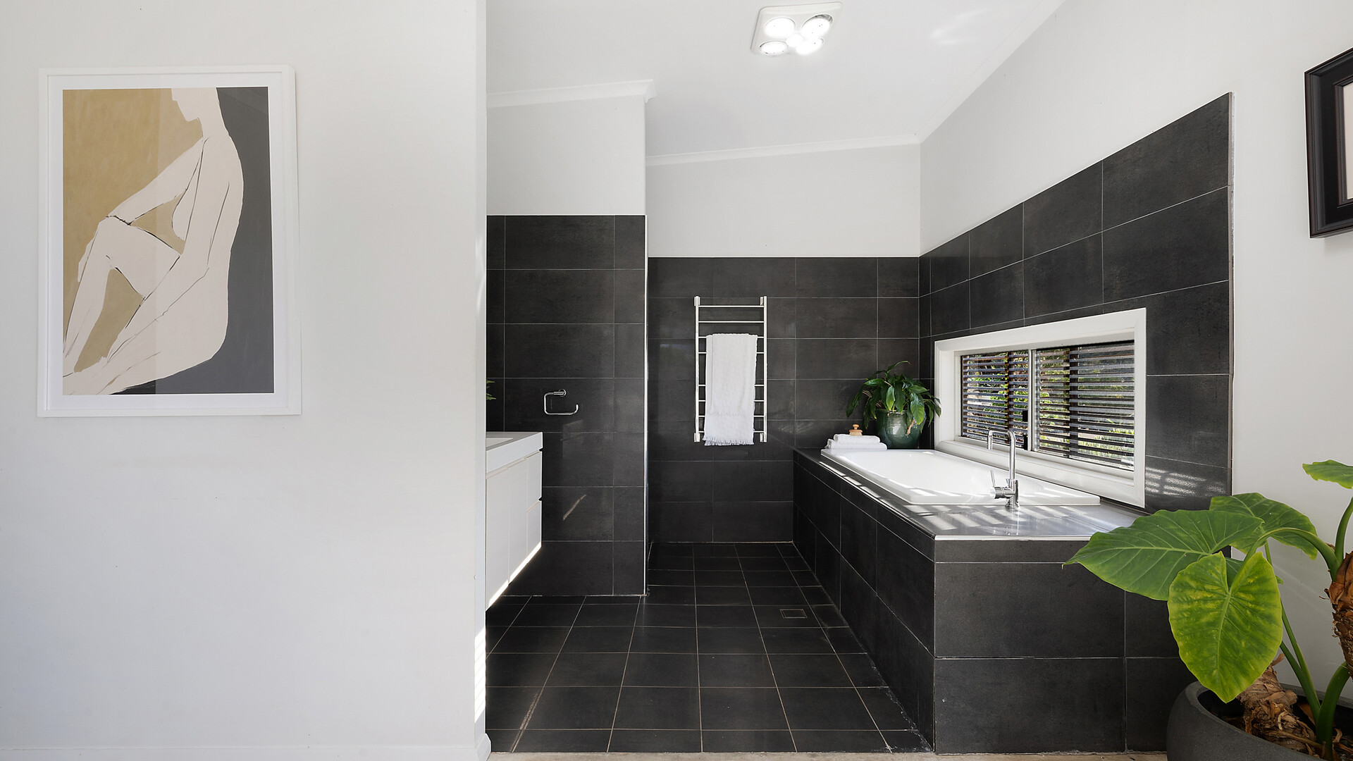 332 Bowan Park Road, Orange NSW 2800 - photo 16