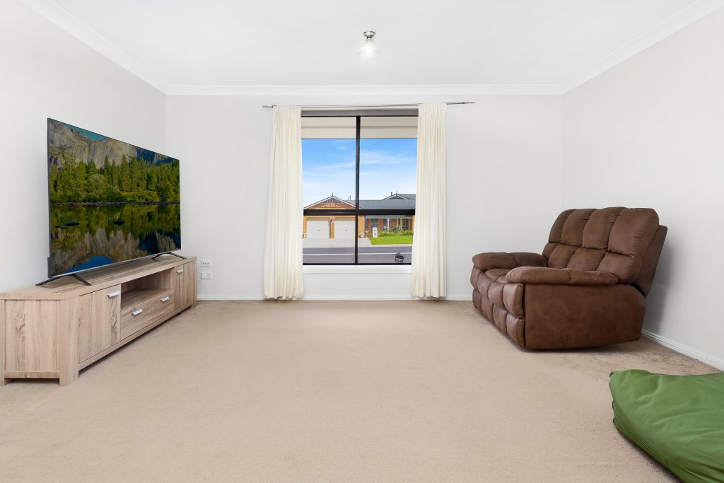 2 Willow Drive, Kelso NSW 2795 - photo 5
