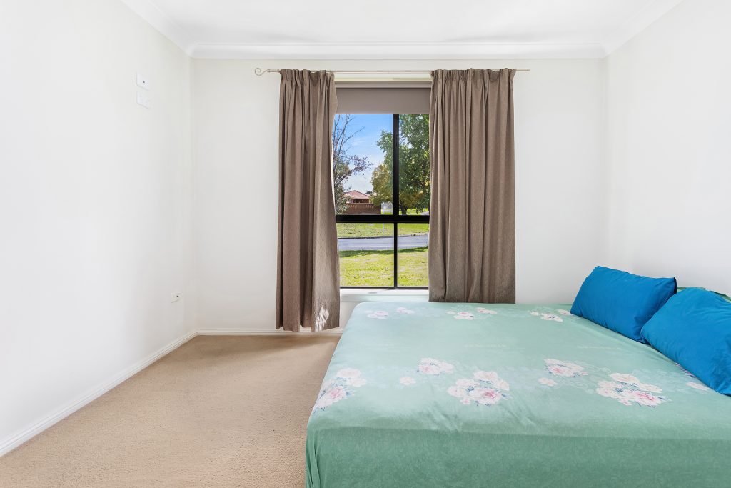 2 Willow Drive, Kelso NSW 2795 - photo 6