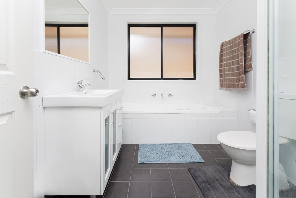 2 Willow Drive, Kelso NSW 2795 - photo 9