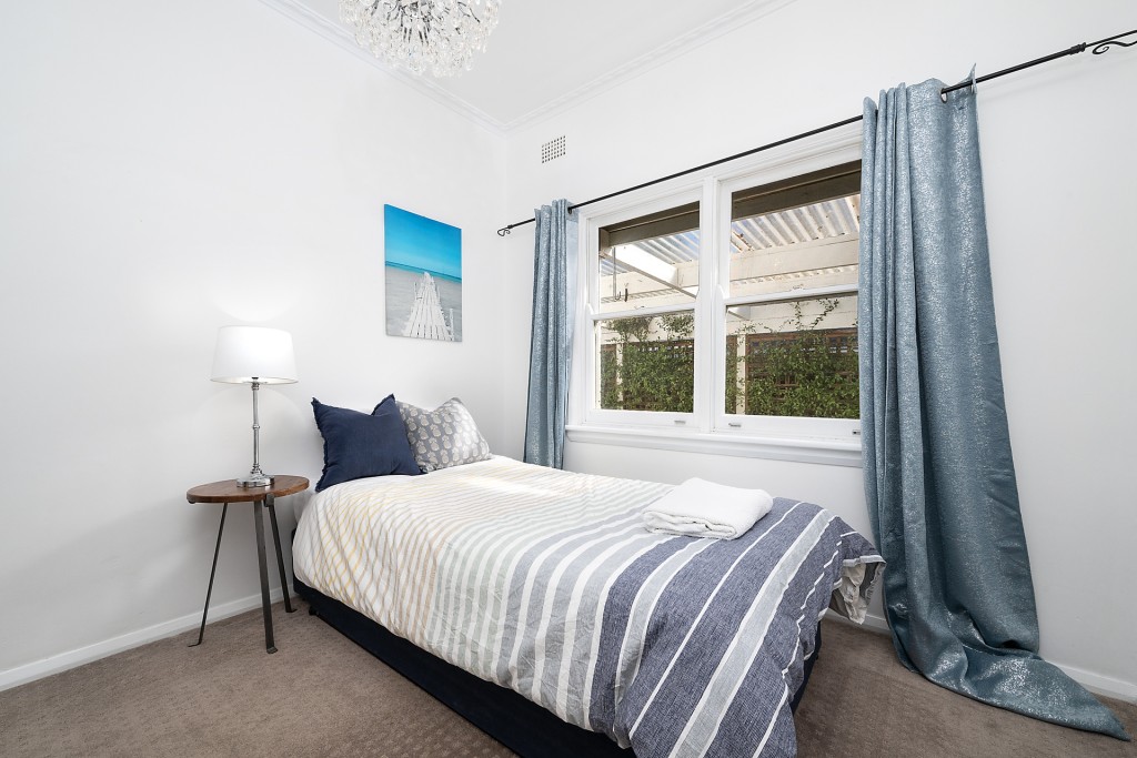 3 Hillcrest Avenue, Orange NSW 2800 - photo 15