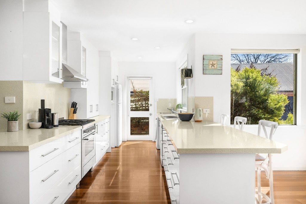 3 Hillcrest Avenue, Orange NSW 2800 - photo 3