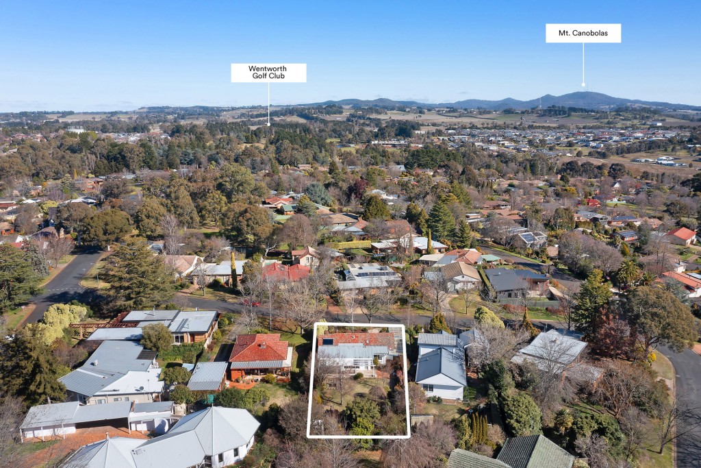 3 Hillcrest Avenue, Orange NSW 2800 - photo 26