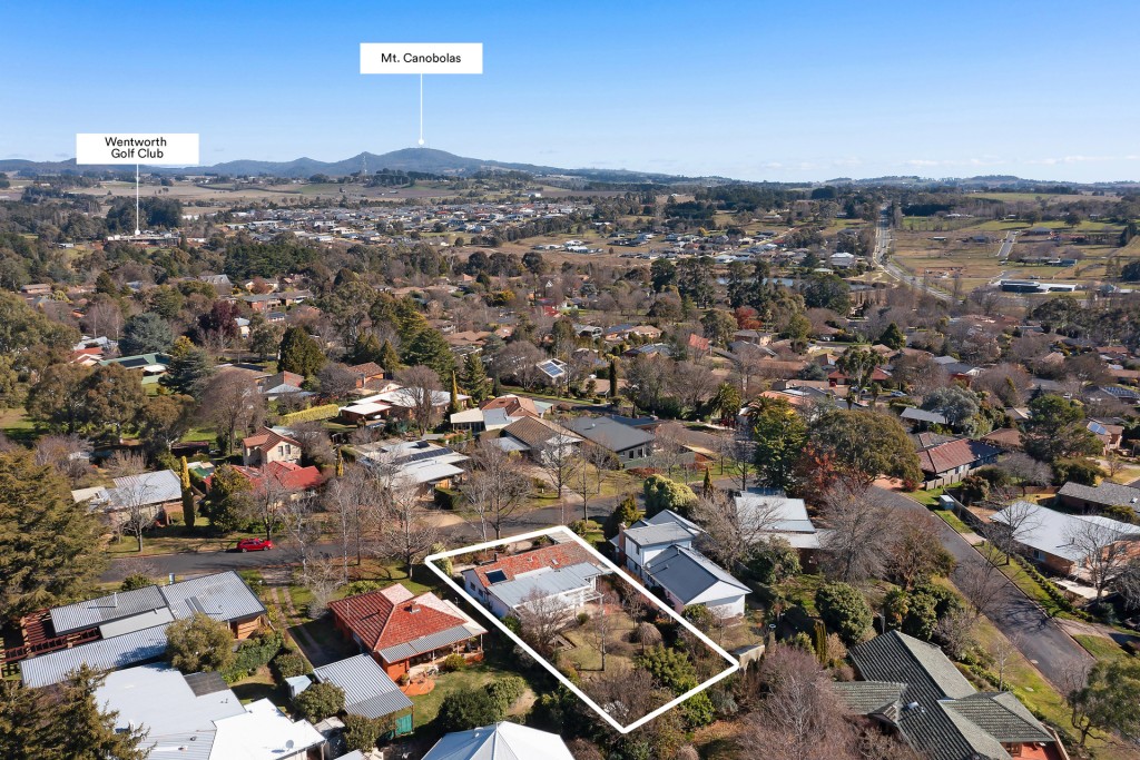 3 Hillcrest Avenue, Orange NSW 2800 - photo 27