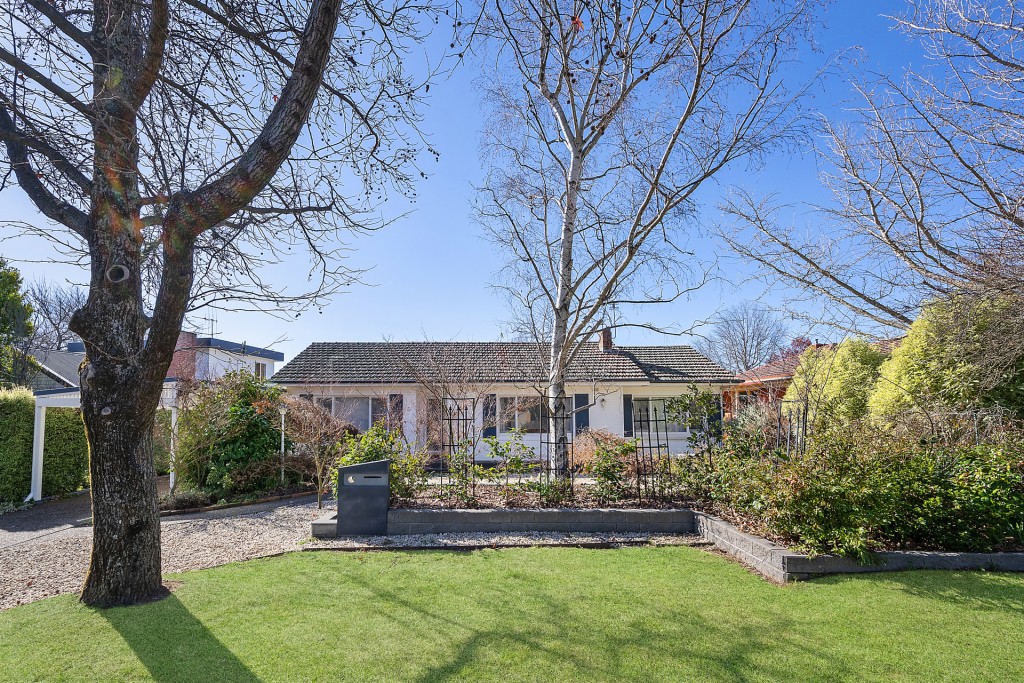 3 Hillcrest Avenue, Orange NSW 2800 - photo 8